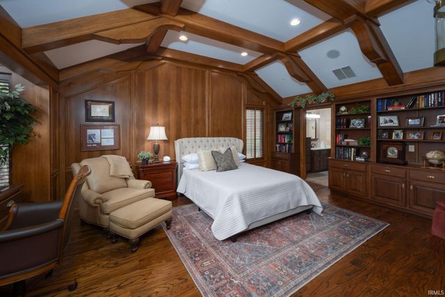 2820 Little River Run, Fort Wayne, IN 46804