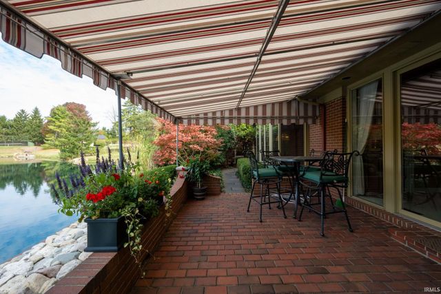 2820 Little River Run, Fort Wayne, IN 46804