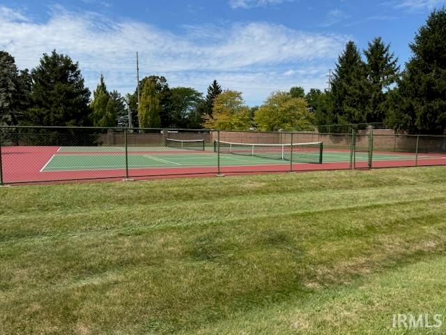 2820 Little River Run, Fort Wayne, IN 46804