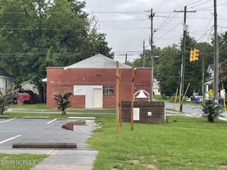 1117 W 3rd Street, Greenville, NC 27834