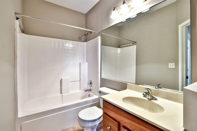 8400 Old World Court, Union, KY 41091