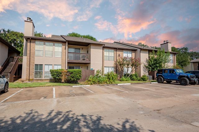 1500 Bay Area Boulevard 103, Houston, TX 77058