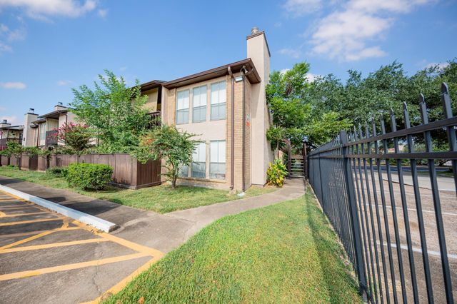 1500 Bay Area Boulevard 103, Houston, TX 77058