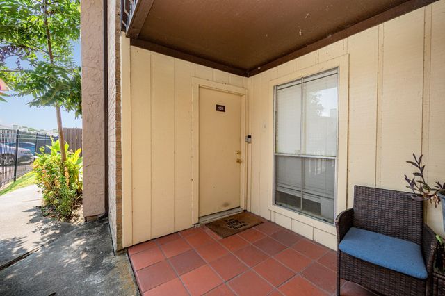 1500 Bay Area Boulevard 103, Houston, TX 77058