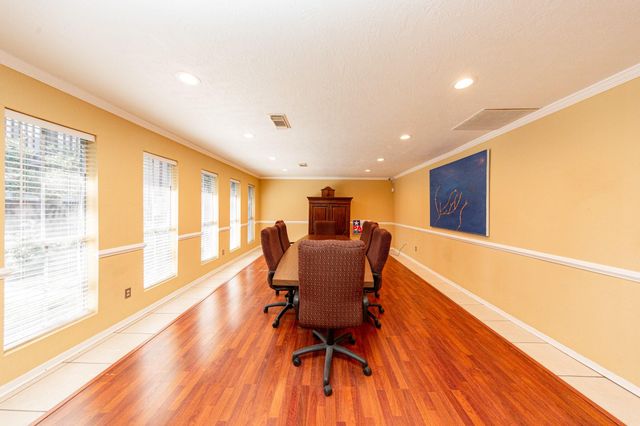 1500 Bay Area Boulevard 103, Houston, TX 77058