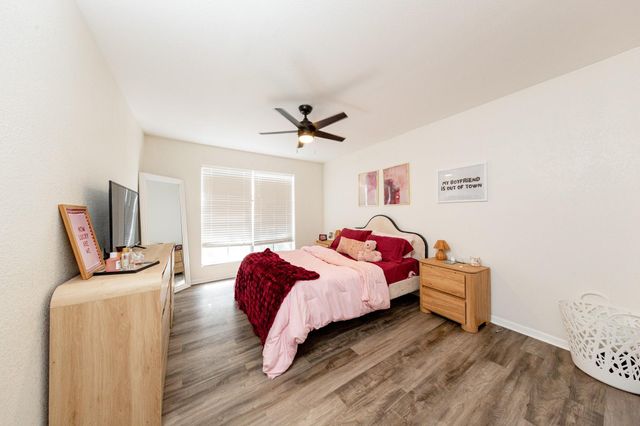 1500 Bay Area Boulevard 103, Houston, TX 77058
