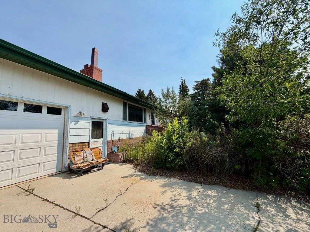 603 Desmet Street, Butte, MT 59701 photo 2