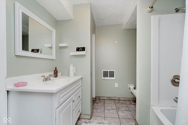 9131 E 256th Street, Arcadia, IN 46030