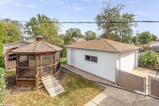 5262 Alexander Place, Oak Lawn, IL 60453