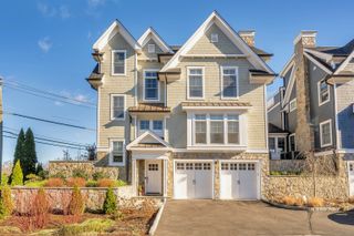 1 HOME Place A, Greenwich, CT 06830