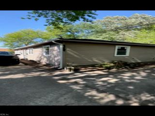 1340 Picadilly St # A, Norfolk, VA 23513