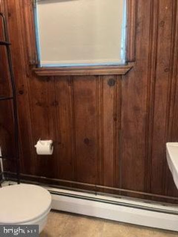 221 E 4TH ST, Media, PA 19063