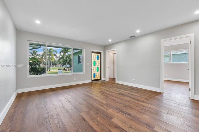 2230 Atlanta Street ., Hollywood, FL 33020