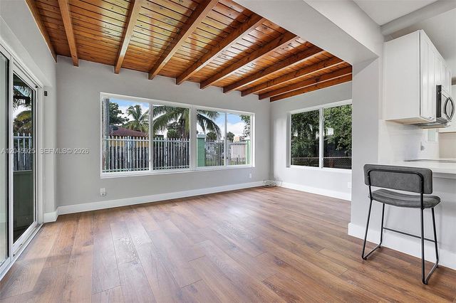 2230 Atlanta Street ., Hollywood, FL 33020