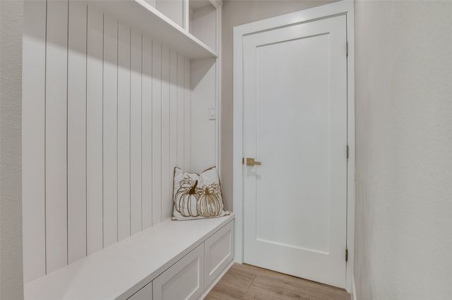 1912 Primrose Lane, Carrollton, TX 75007