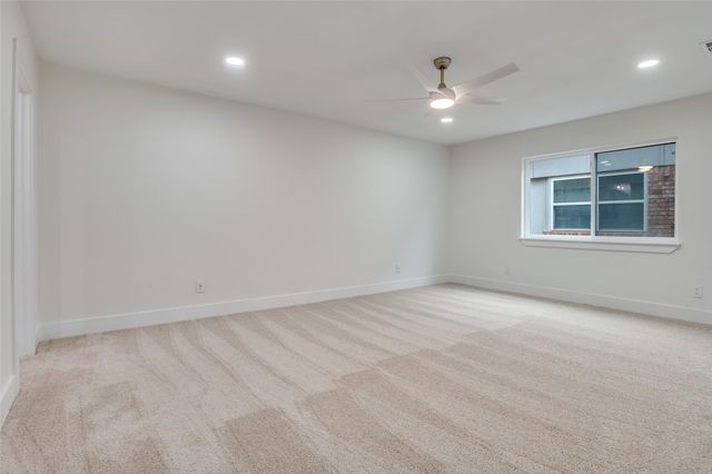 1912 Primrose Lane, Carrollton, TX 75007