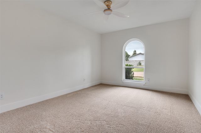 1912 Primrose Lane, Carrollton, TX 75007