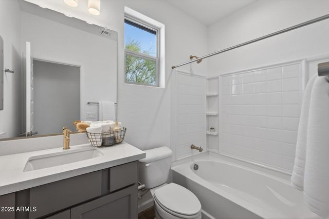 18235 E CORONADO CAVE Court, Rio Verde, AZ 85263