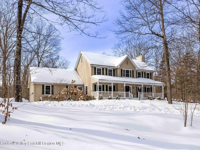 11 Tricia Boulevard, Highland, NY 12528
