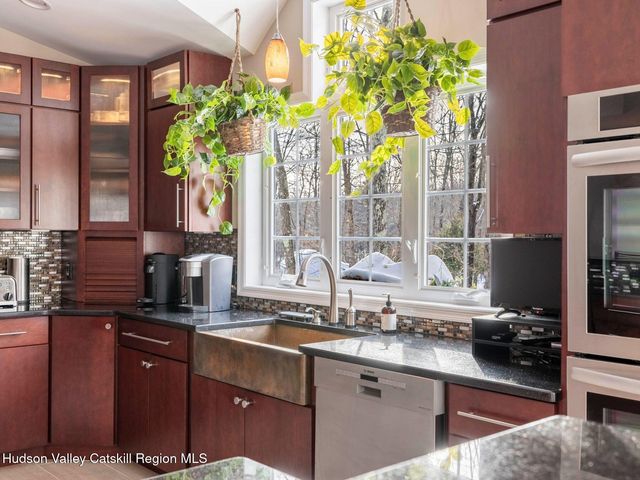 11 Tricia Boulevard, Highland, NY 12528