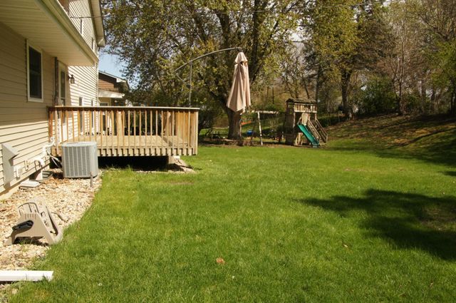 746 Belmont Lane E, Maplewood, MN 55117