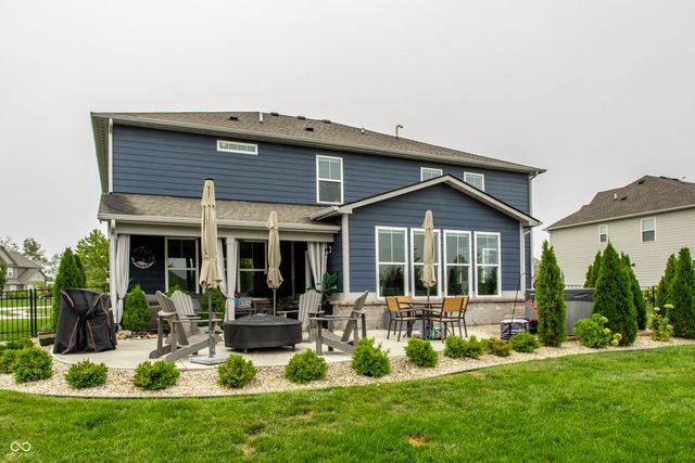 15692 Wellsprings Place, Fishers, IN 46037