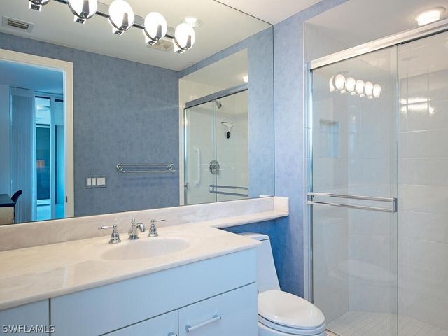 7225 Pelican Bay BLVD 1703, Naples, FL 34108