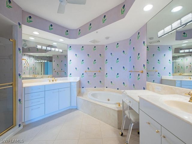 7225 Pelican Bay BLVD 1703, Naples, FL 34108