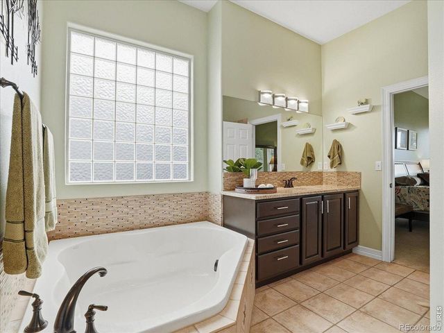 8443 Castaway Drive, Windsor, CO 80528