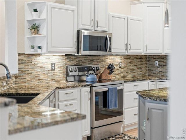 8443 Castaway Drive, Windsor, CO 80528