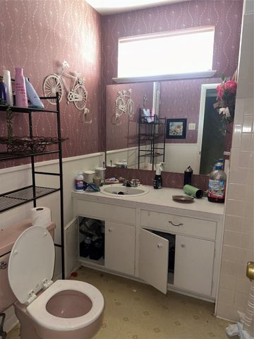 174 Circle Drive, Denison, TX 75021