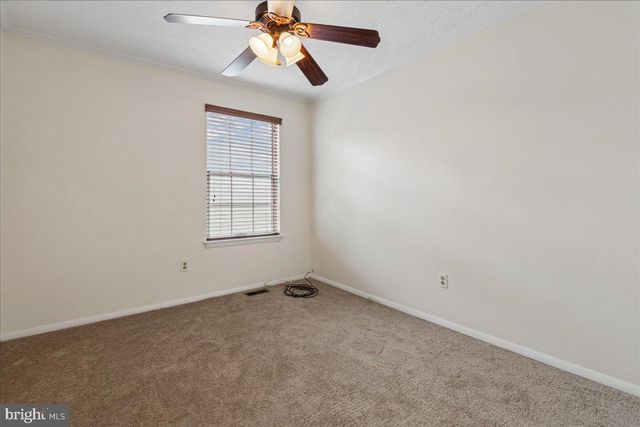 7907 LEEDS DR, Pasadena, MD 21122