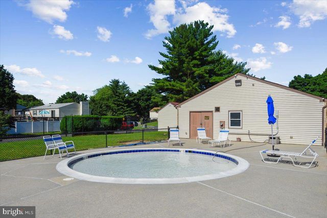 7907 LEEDS DR, Pasadena, MD 21122