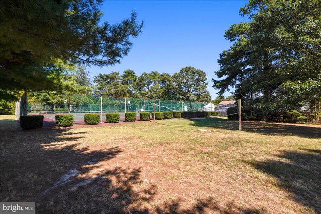 7907 LEEDS DR, Pasadena, MD 21122