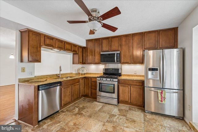7907 LEEDS DR, Pasadena, MD 21122