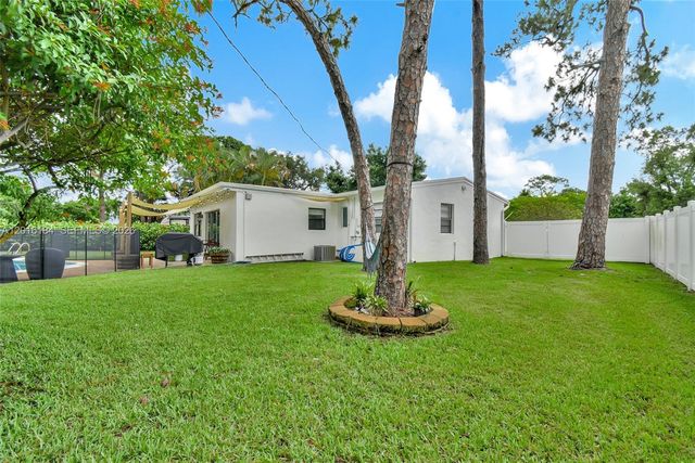 2217 SW 1st Ct 2217, Fort Lauderdale, FL 33312