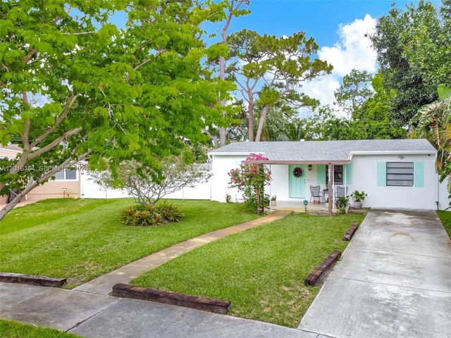 2217 SW 1st Ct 2217, Fort Lauderdale, FL 33312