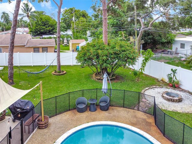 2217 SW 1st Ct 2217, Fort Lauderdale, FL 33312