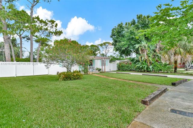 2217 SW 1st Ct 2217, Fort Lauderdale, FL 33312