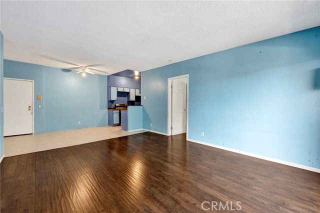 20234 Cantara Street 314, Winnetka (los Angeles), CA 91306