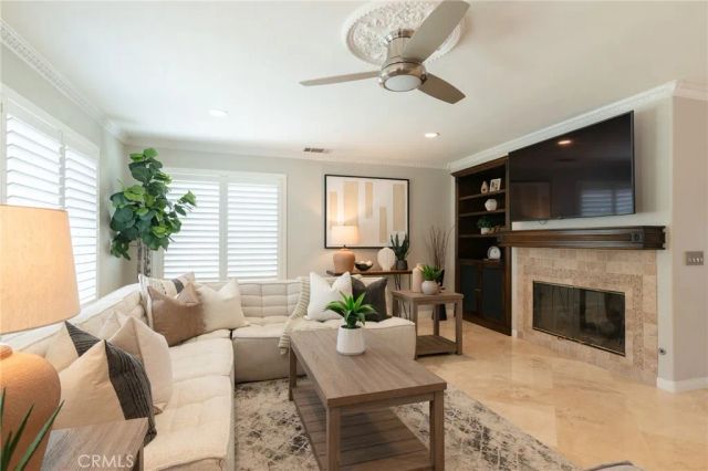 30 Valeroso, Rancho Santa Margarita, CA 92688