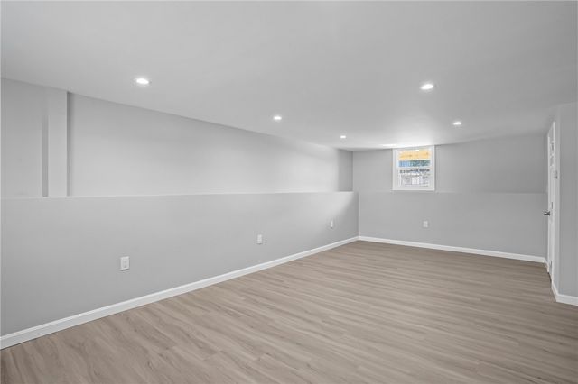 21 Florida Avenue, Coventry, RI 02816