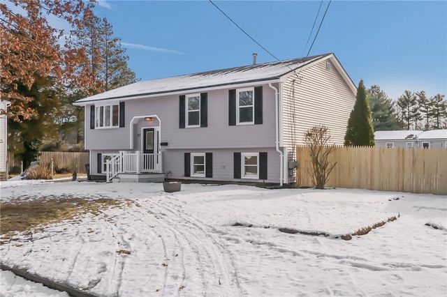 21 Florida Avenue, Coventry, RI 02816