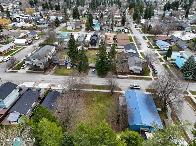1224 Spruce ST, Sandpoint, ID 83864