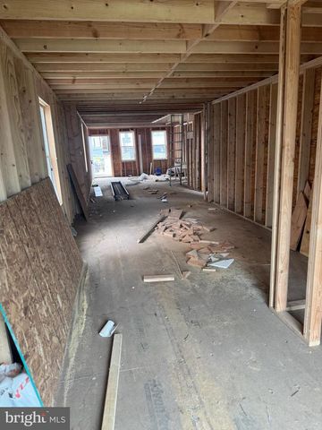 2713 PRATT ST, Philadelphia, PA 19137