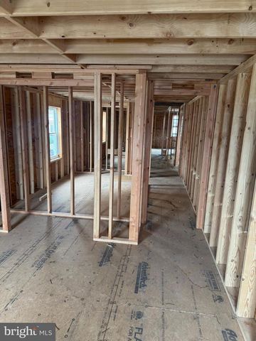 2713 PRATT ST, Philadelphia, PA 19137