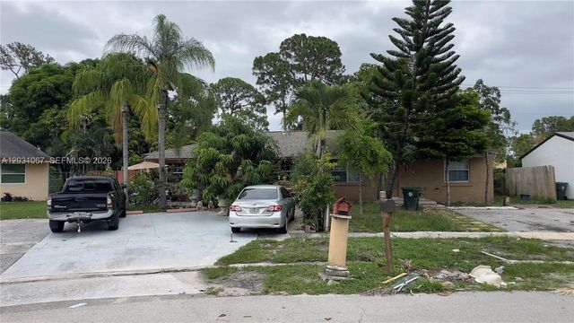 4754 Chariot Circle, Greenacres, FL 33463