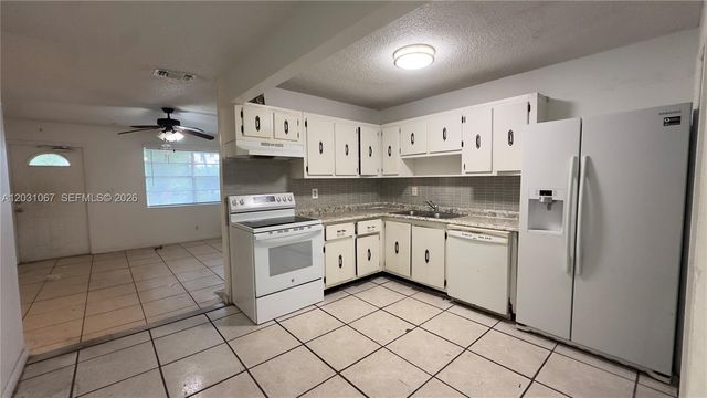 4754 Chariot Circle, Greenacres, FL 33463