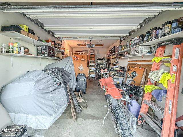 19337 Oak Plaza Court, Newhall, CA 91321