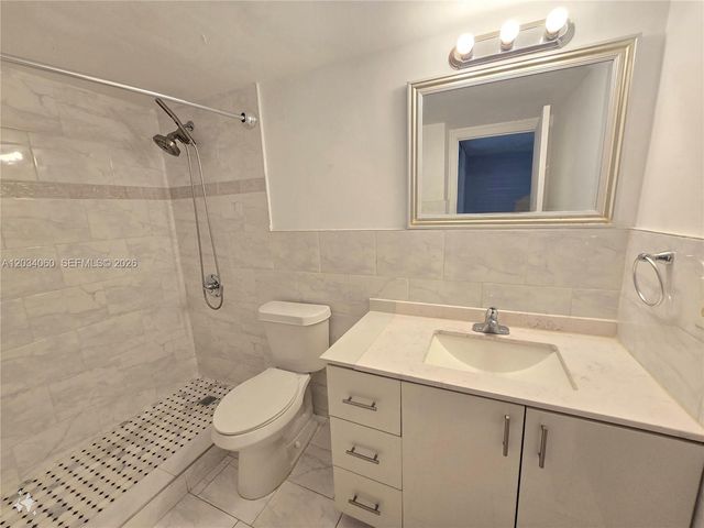 1475 NE 125th Ter 304-B, North Miami, FL 33161